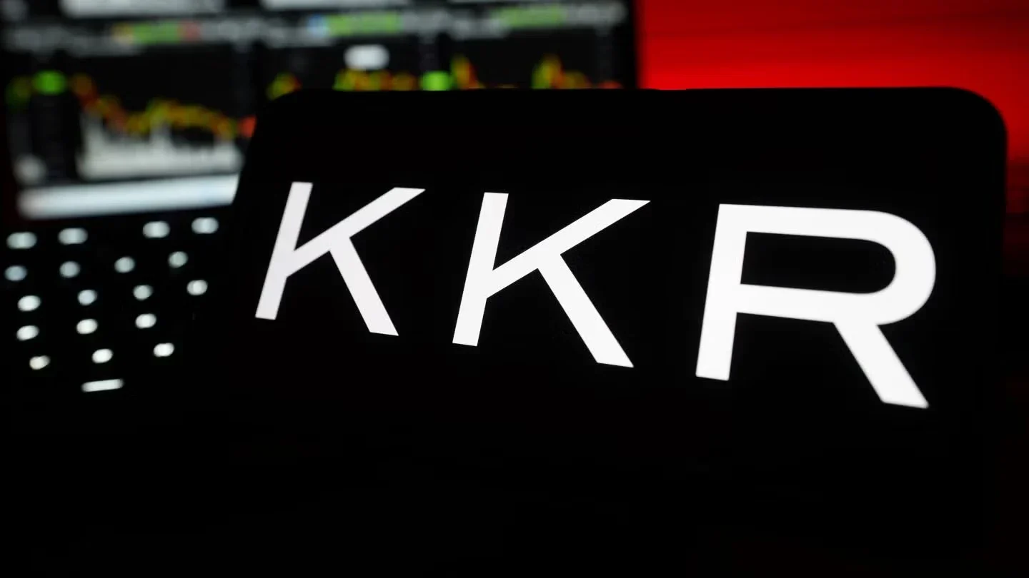 KKR Buys Gen II Fund Services for $5.1bn