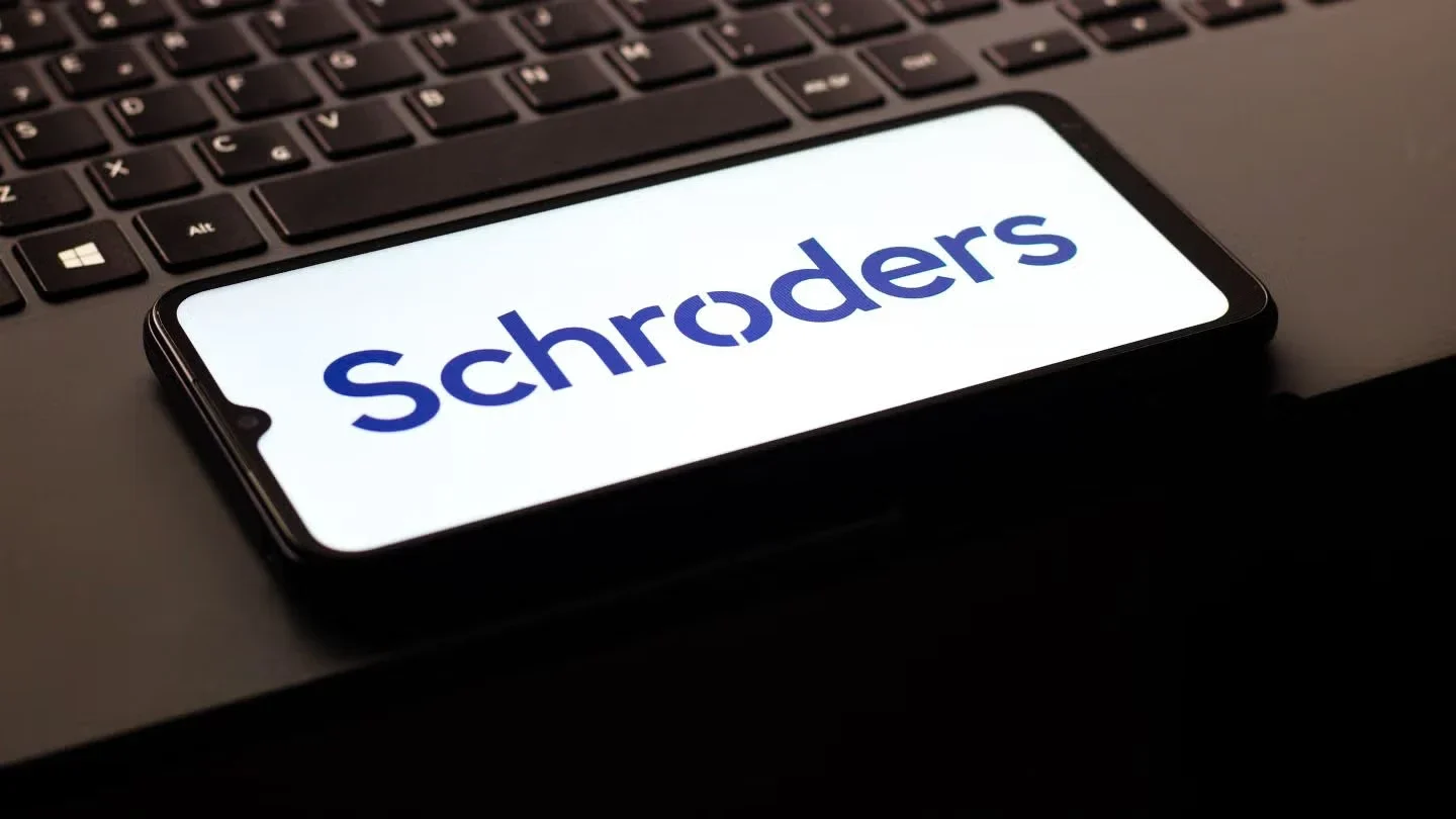 Schroders' Wealth Chief Weighs Acquisitions