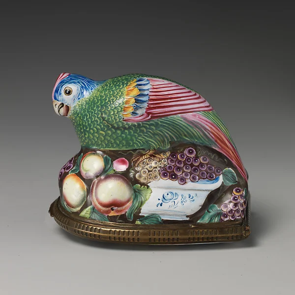 Bonbonnière in the form of a bird (parrot)